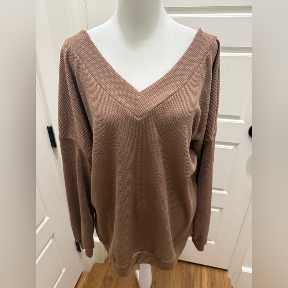 NWT. Ouges. Tie Back V Neck Waffle Knit Top. Brow… - image 4